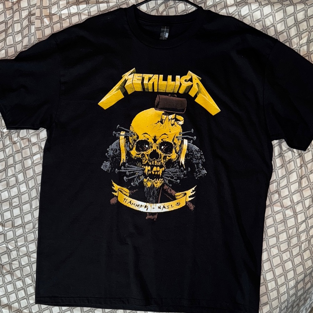 Metallica Hammer and Nails Tee in XL. NWOT. No back hit.
